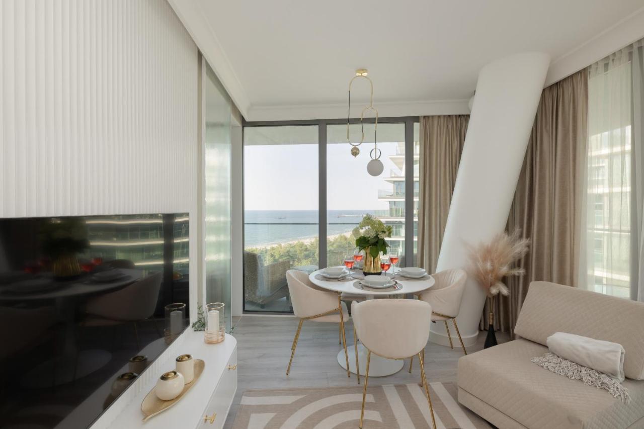 Royallux Apartment Waves Resort & Spa - Sea View From Balcony By Renters Prestige Мендзиздроє Екстер'єр фото