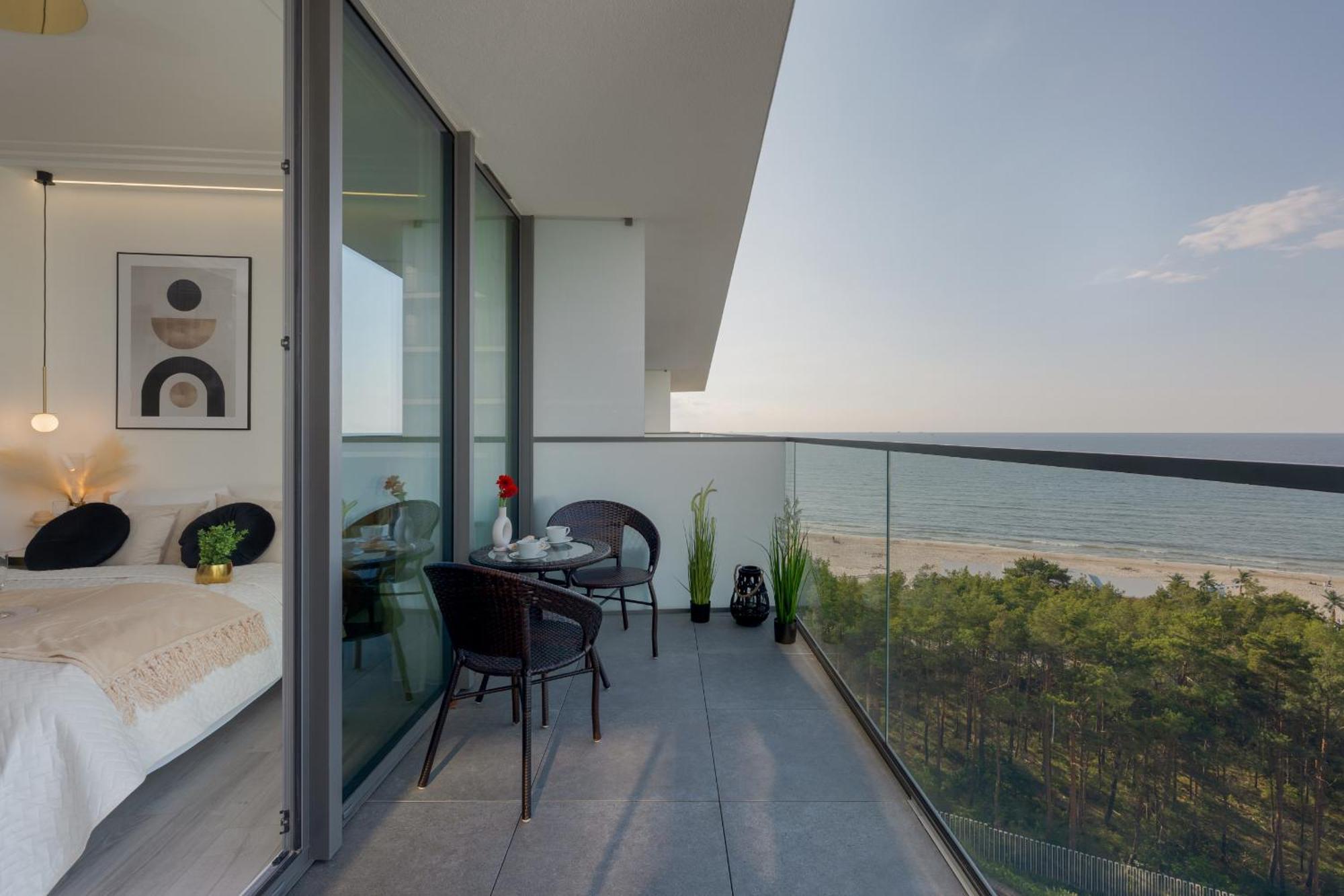 Royallux Apartment Waves Resort & Spa - Sea View From Balcony By Renters Prestige Мендзиздроє Екстер'єр фото
