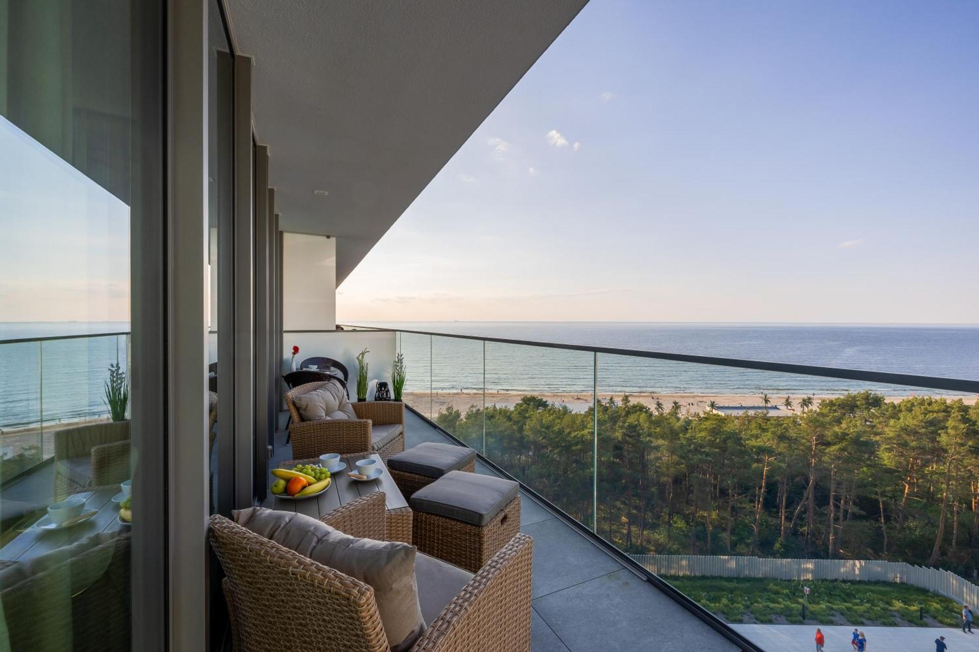 Royallux Apartment Waves Resort & Spa - Sea View From Balcony By Renters Prestige Мендзиздроє Екстер'єр фото